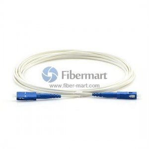 单模 9/125 单芯光纤跳线 FTTH 室内电缆 KFRP G652D PVC